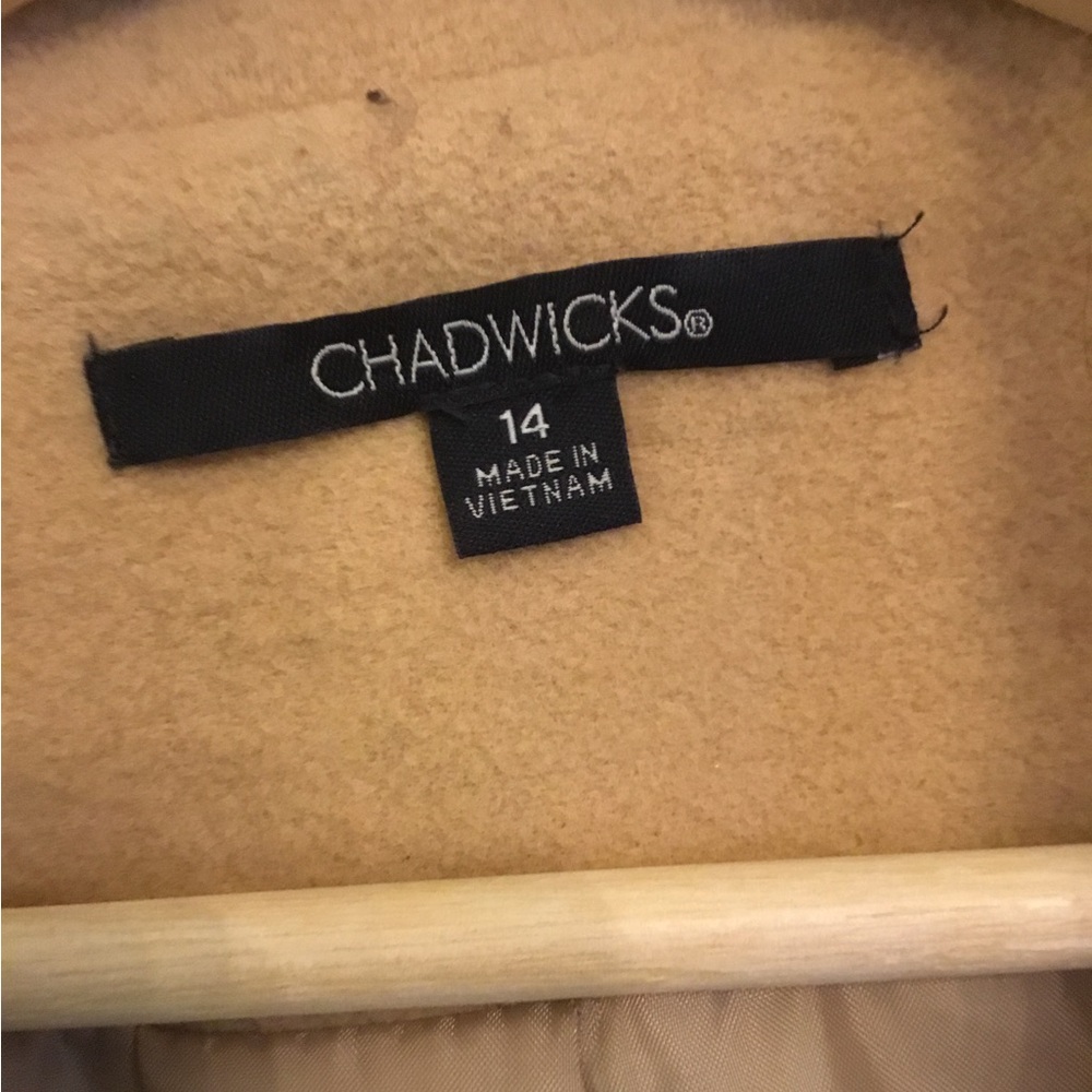 Elegant Chadwick’s Beige Women's Wool Coat Size 14 - Picture 5 of 6